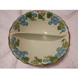 Poppytrail/Sculptured Grape byMetlox Round  Divided  Serving Bowl 9 1/2" USA